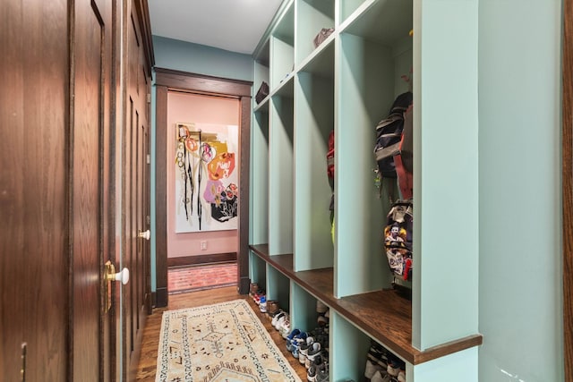 1400 Linden Ave, Nashville, TN 37212 - mudroom with wood finished floors