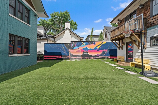 1400 Linden Ave, Nashville, TN 37212 - view of green lawn with a balcony
