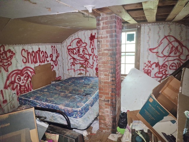 1400 Red Boiling Springs Rd, Lafayette, TN 37083 - bedroom with lofted ceiling