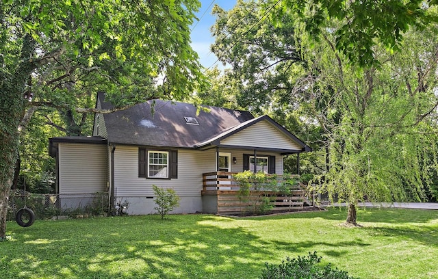 2614 Flamingo Dr, Nashville, TN 37207 - view of front of property with a porch, crawl space, and roof with shingles
