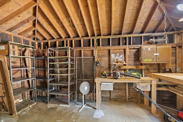 2614 Flamingo Dr, Nashville, TN 37207 - misc room featuring a workshop area and vaulted ceiling