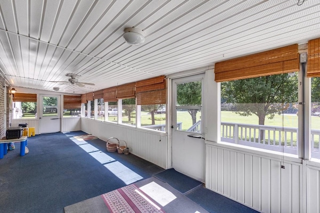 220 Winton Way Rd, Manchester, TN 37355 - unfurnished sunroom with a ceiling fan