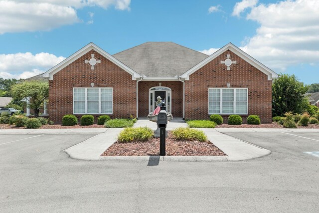 204 Magnolia Glen Ct, Manchester, TN 37355 - view of front of home featuring brick siding