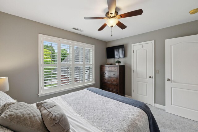 1926 Cliffview Ct, Murfreesboro, TN 37128 - carpeted bedroom featuring baseboards and ceiling fan