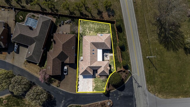 100 Carriage Way, Hendersonville, TN 37075 - aerial overview of property's location with property parcel outlined