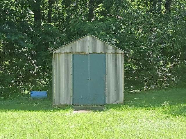 166 Westview St, Camden, TN 38320 - view of shed