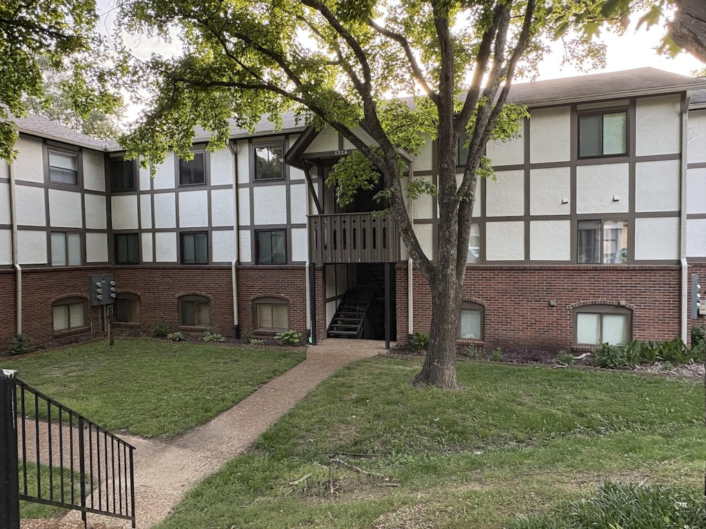5324 Edmonson Pike Unit 2, Nashville, TN 37211 - view of property featuring stairway