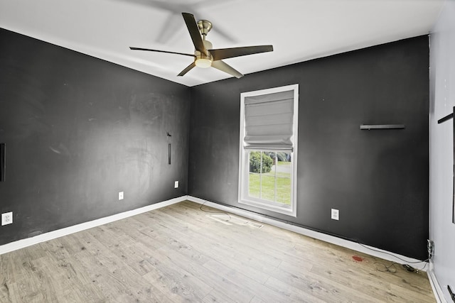 5009 Lanier Dr, Greenbrier, TN 37073 - unfurnished room with a ceiling fan, wood finished floors, and baseboards