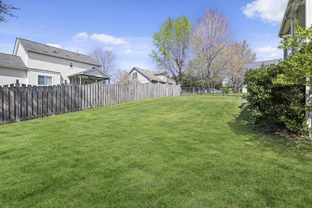 5009 Lanier Dr, Greenbrier, TN 37073 - view of yard