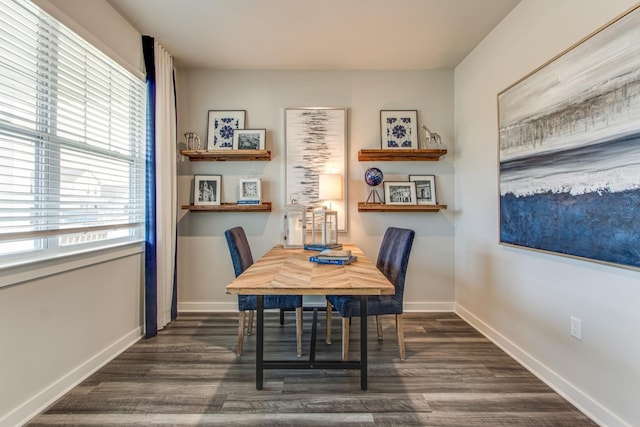 2413 Williams Ridge Dr, Columbia, TN 38401 - dining area with dark wood-style flooring, baseboards, and a desk