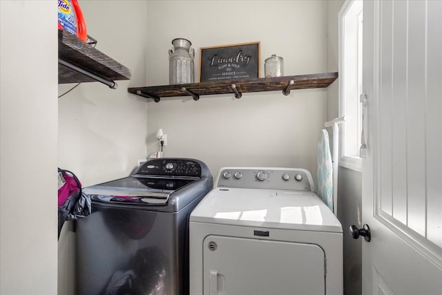 1020 Corey Dr, Lewisburg, TN 37091 - washroom with washer and dryer