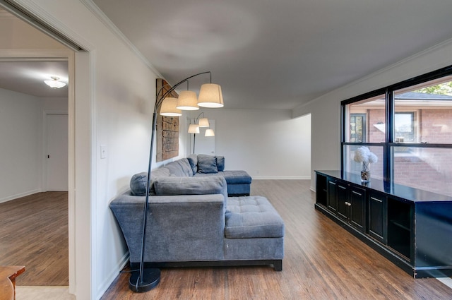 930 Havenhill Dr, Nashville, TN 37217 - living area with wood finished floors, baseboards, and crown molding