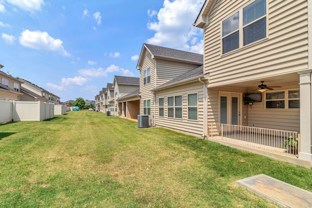 905 Azeri Ave, Murfreesboro, TN 37128 - view of yard with a residential view, ceiling fan, and cooling unit