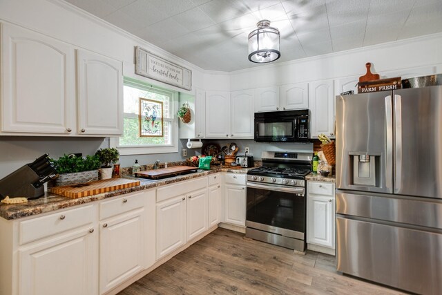 470 Arlington St, Erin, TN 37061