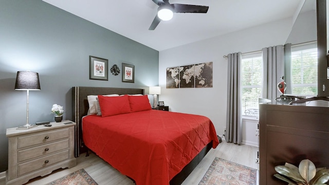 3632 Stormy Ln, Rockvale, TN 37153 - bedroom with light wood finished floors and ceiling fan