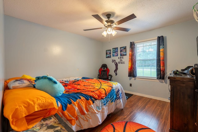 711 Hurricane Hill Dr, Waynesboro, TN 38485 - bedroom featuring wood finished floors, baseboards, ceiling fan, and a textured ceiling