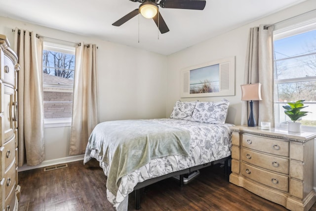 214 Glenn Ave, Gallatin, TN 37066 - bedroom featuring dark wood finished floors, baseboards, and ceiling fan