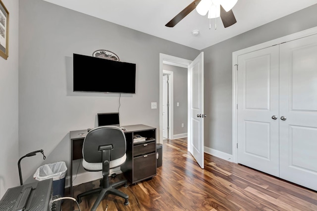 4717 Lunns Store Rd, Chapel Hill, TN 37034 - home office featuring ceiling fan, dark wood-type flooring, and baseboards