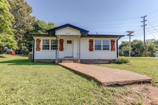 205 Carpenter St, Mount Pleasant, TN 38474 - photo 1
