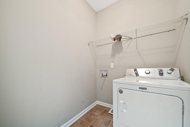 1426 Alamo Ave, Murfreesboro, TN 37129 - laundry room featuring washer / clothes dryer and baseboards