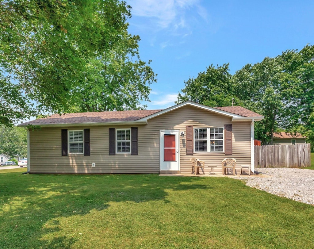101 Knox Ct, Columbia, TN 38401 - view of single story home