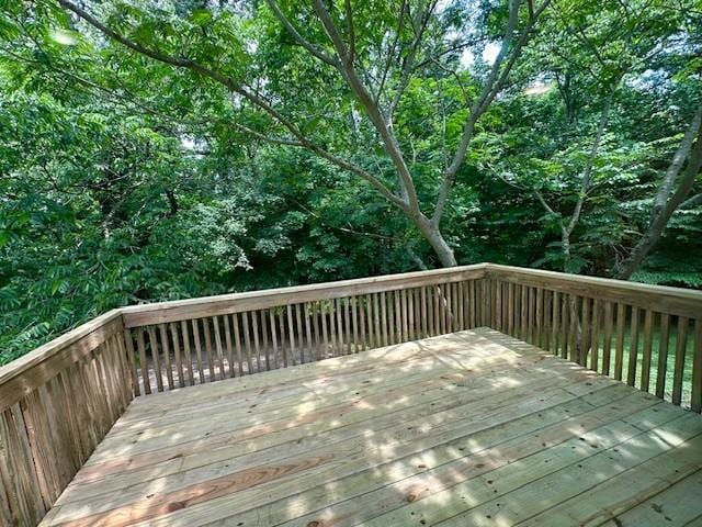 807 Poplar Dr, Centerville, TN 37033 - view of wooden terrace