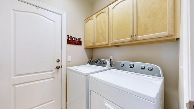 4015 Sleepyhollow Way, Mount Juliet, TN 37122 - washroom featuring washing machine and clothes dryer and cabinet space