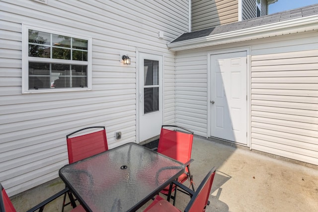 2541 Jackalope St, Murfreesboro, TN 37130 - view of patio / terrace with outdoor dining area