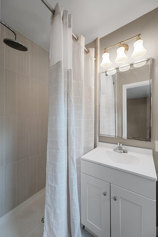 109 Hazelwood Dr, Hendersonville, TN 37075 - full bath with vanity and a tile shower