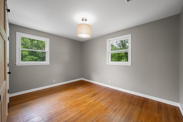 109 Hazelwood Dr, Hendersonville, TN 37075 - empty room featuring baseboards and light wood-style flooring