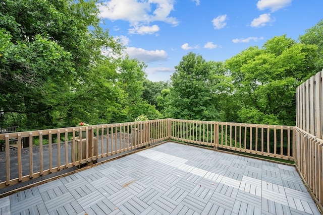 109 Hazelwood Dr, Hendersonville, TN 37075 - view of wooden terrace