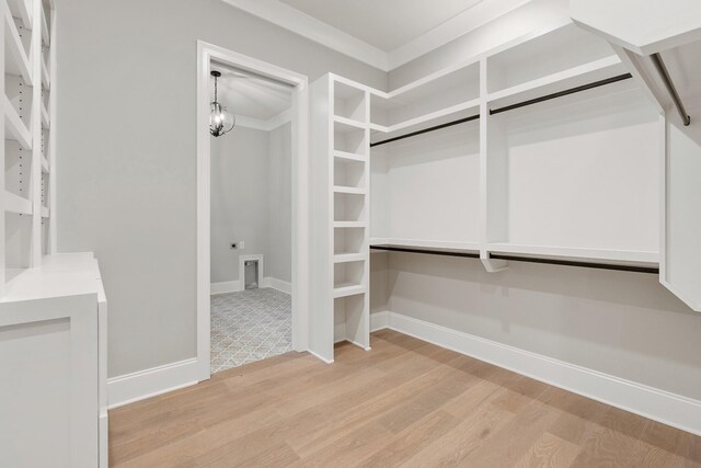 724 Bradshaw Rd, Lebanon, TN 37087 - spacious closet with light wood-style flooring