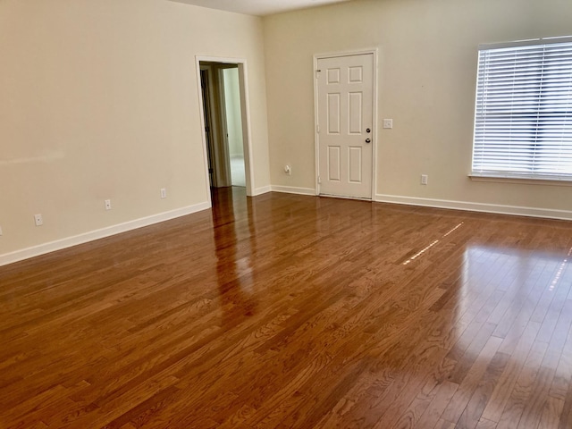 507 Whirlaway Ct, Burns, TN 37029 - unfurnished room featuring dark wood-style floors and baseboards