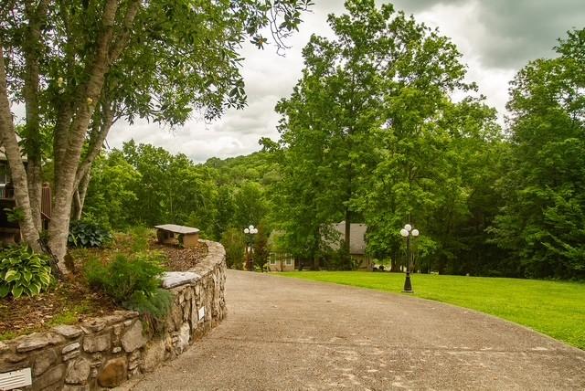 692 Tanglewood Dr, Woodbury, TN 37190 - photo 17