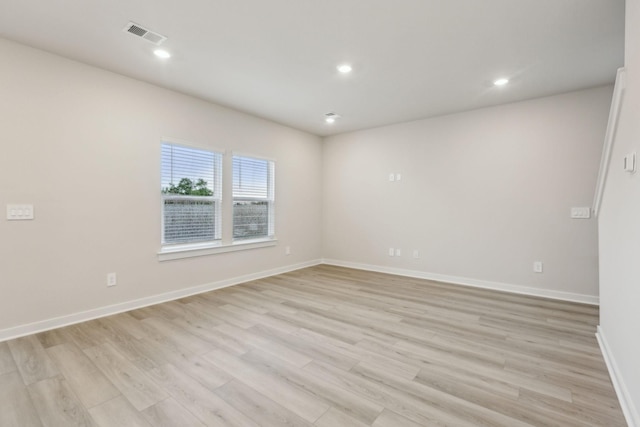 4232 Skyridge Dr, Nashville, TN 37207 - spare room featuring baseboards, light wood-style floors, and recessed lighting