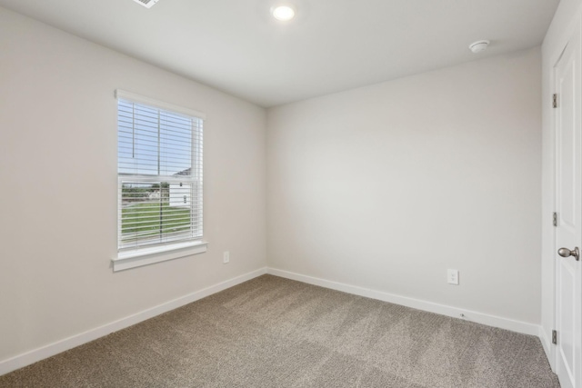 4232 Skyridge Dr, Nashville, TN 37207 - carpeted empty room featuring baseboards and a smoke detector