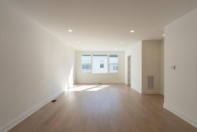 621 Live Life Ln, Nashville, TN 37207 - spare room with wood finished floors, recessed lighting, and baseboards