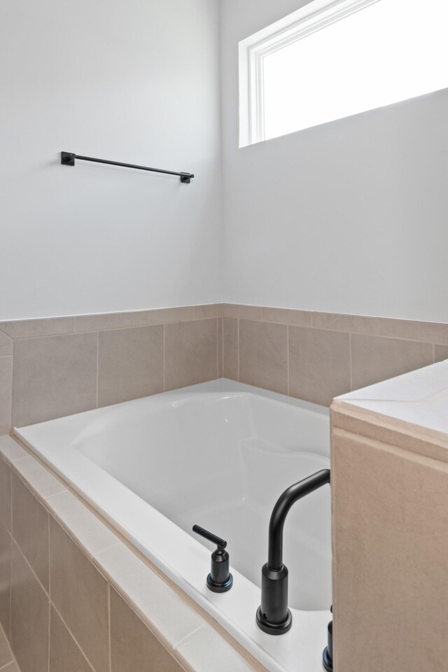 276 Subban Ct, Lebanon, TN 37087 - full bath with a garden tub