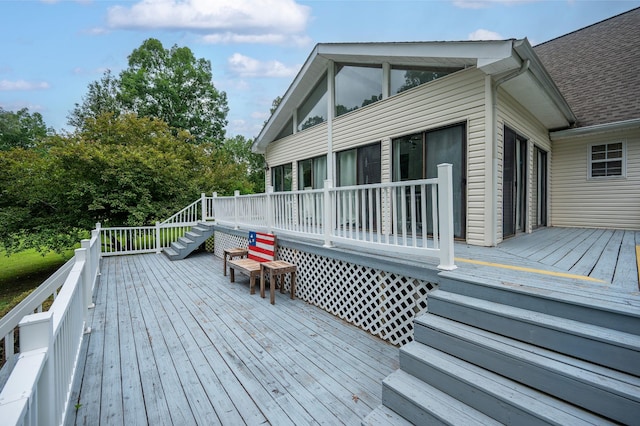 115 Pin Oaks Ln, Hohenwald, TN 38462 - wooden terrace with stairs