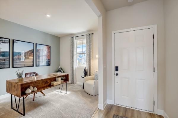 288 Subban Ct, Lebanon, TN 37087 - home office with baseboards and light wood finished floors