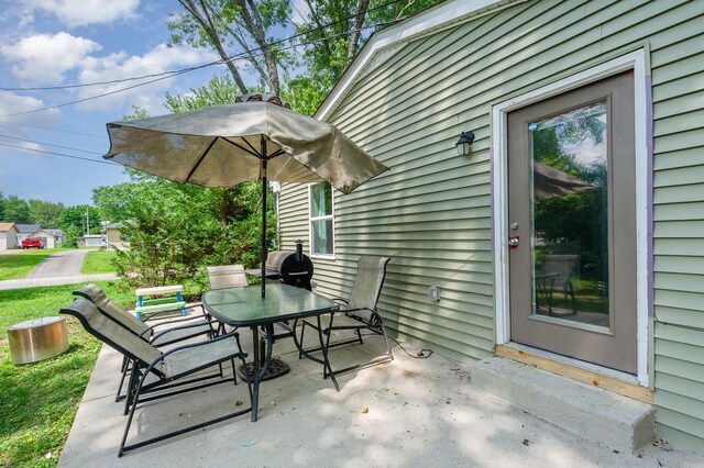 349 Dawn Dr, Cedar Hill, TN 37032 - view of patio / terrace with outdoor dining space