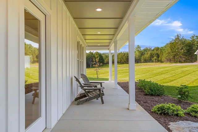 2825 Oregon Rd, Milton, TN 37118 - porch with a lawn