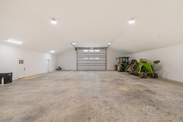 2825 Oregon Rd, Milton, TN 37118 - view of garage
