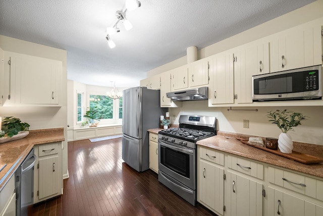 810 Burton Trl, Adams, TN 37010 - photo 9