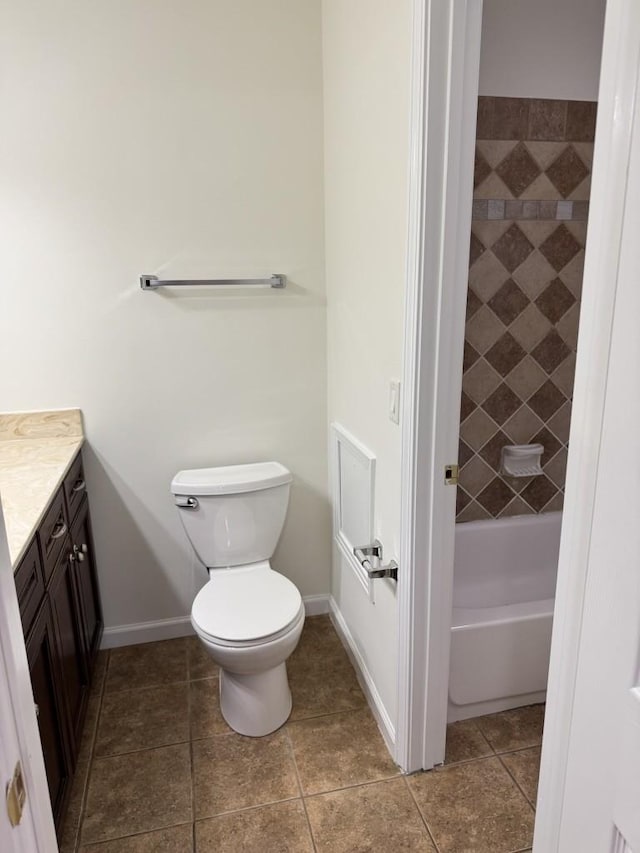 2929 Selena Dr Unit B30, Nashville, TN 37211 - bathroom featuring vanity, toilet, baseboards, and  shower combination