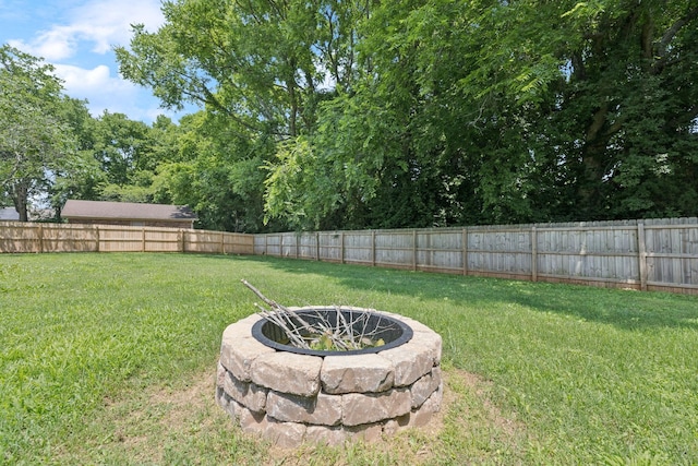 2118 Winthorne Ln, Murfreesboro, TN 37129 - view of yard with an outdoor fire pit