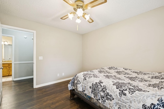 2118 Winthorne Ln, Murfreesboro, TN 37129 - bedroom with wood finished floors, baseboards, and ceiling fan