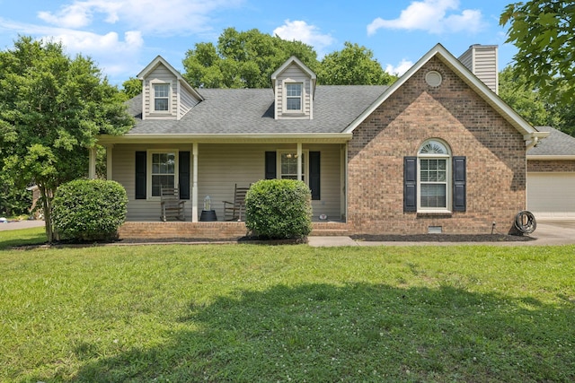 2118 Winthorne Ln, Murfreesboro, TN 37129 - new england style home featuring a front lawn, brick siding, a porch, and a chimney