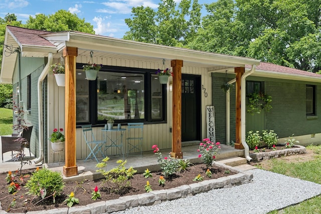 170 Old Carters Creek Pike, Franklin, TN 37064 - view of front facade featuring a porch and brick siding