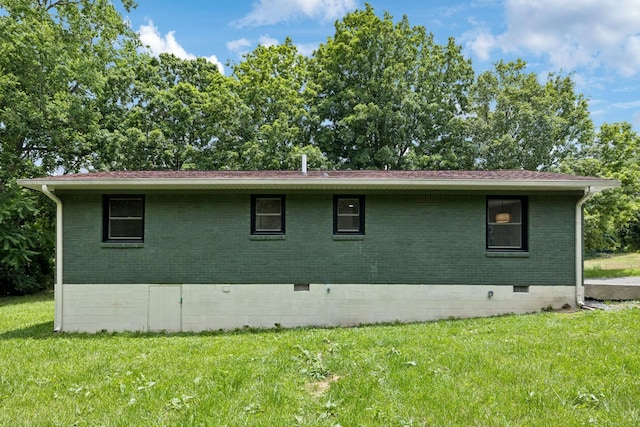 170 Old Carters Creek Pike, Franklin, TN 37064 - view of home's exterior with a lawn, crawl space, and brick siding